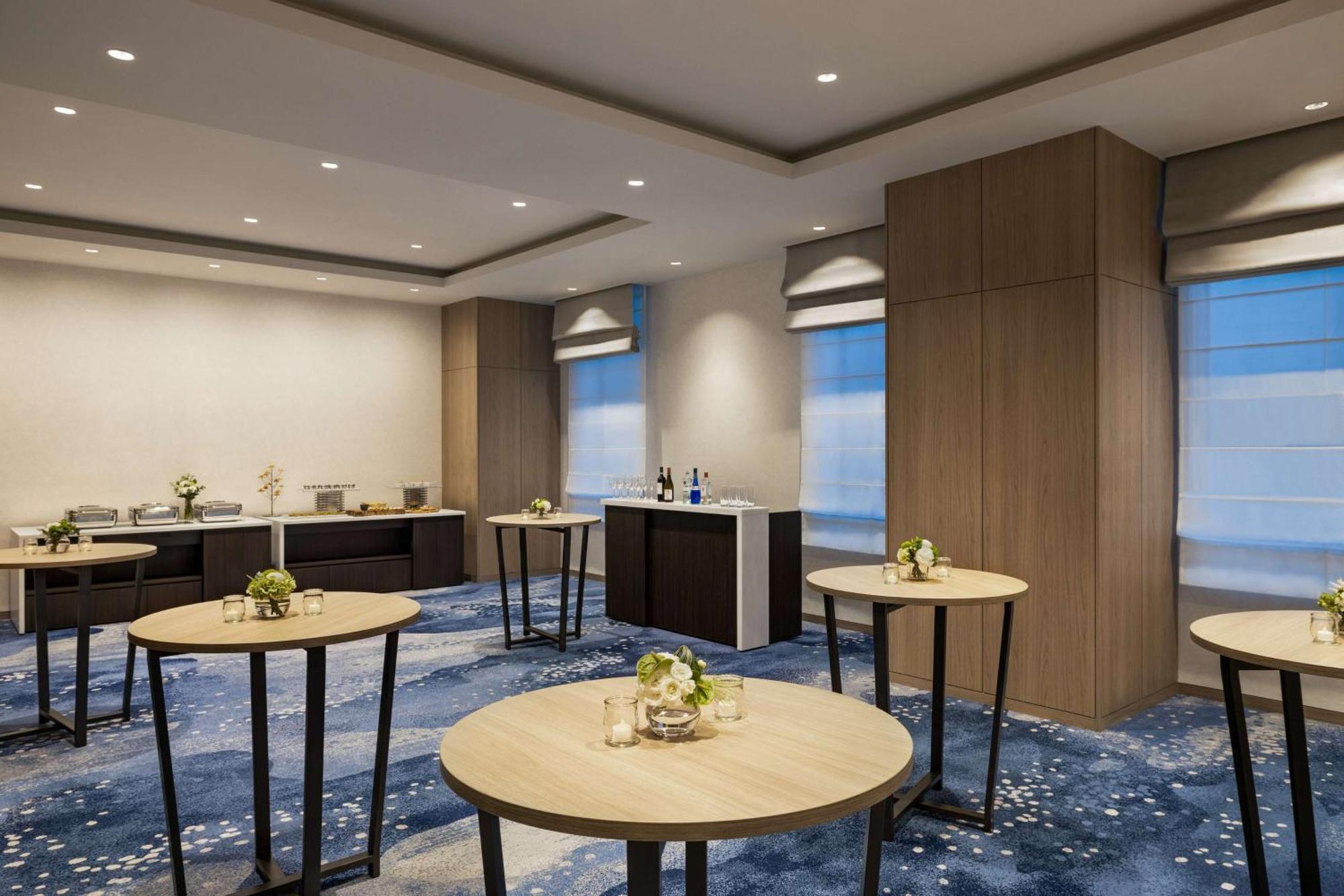 Doubletree By Hilton Toyama Otel Dış mekan fotoğraf