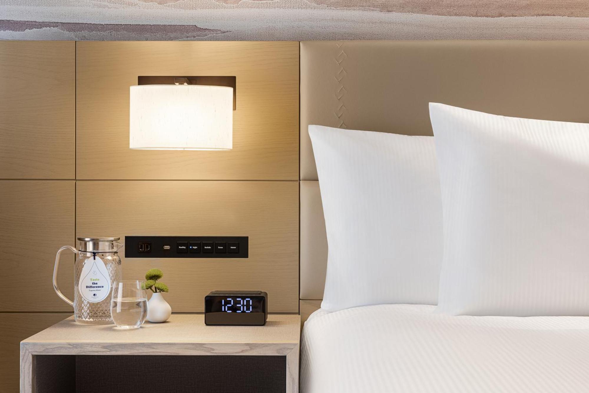 Doubletree By Hilton Toyama Otel Dış mekan fotoğraf